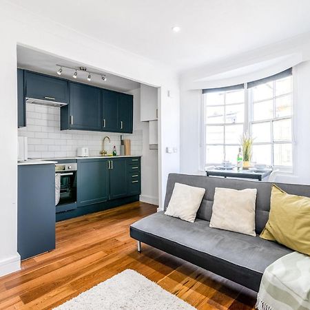 Modern One Bedroom Apartments In Hove Extérieur photo