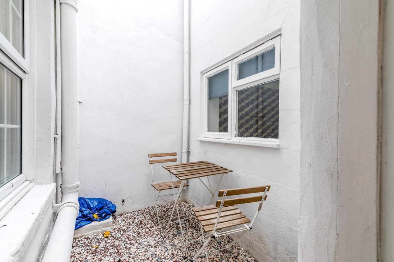Modern One Bedroom Apartments In Hove Extérieur photo