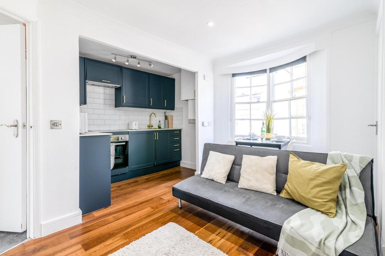 Modern One Bedroom Apartments In Hove Extérieur photo