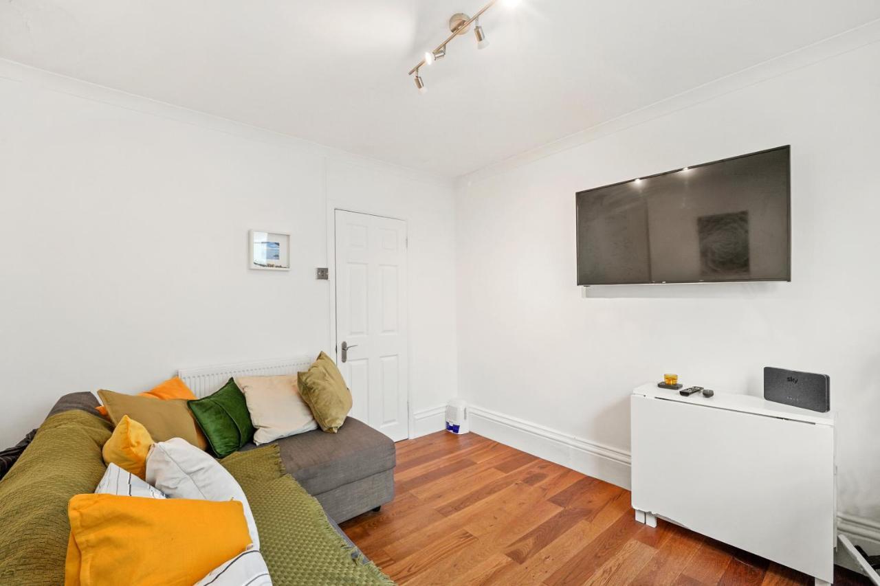 Modern One Bedroom Apartments In Hove Extérieur photo