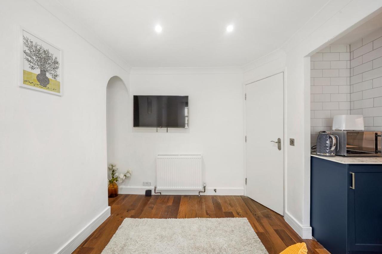 Modern One Bedroom Apartments In Hove Extérieur photo