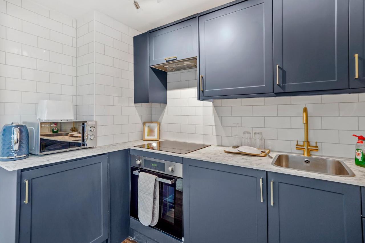 Modern One Bedroom Apartments In Hove Extérieur photo