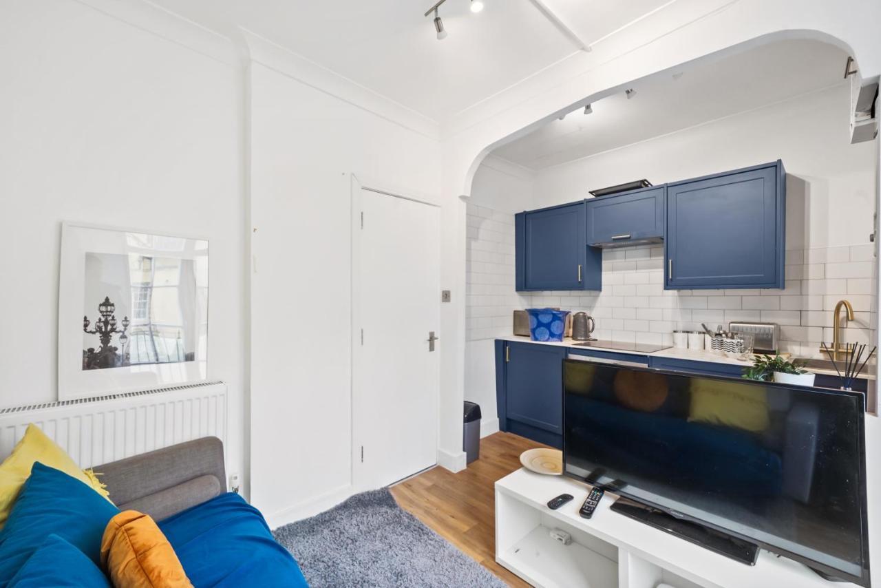 Modern One Bedroom Apartments In Hove Extérieur photo