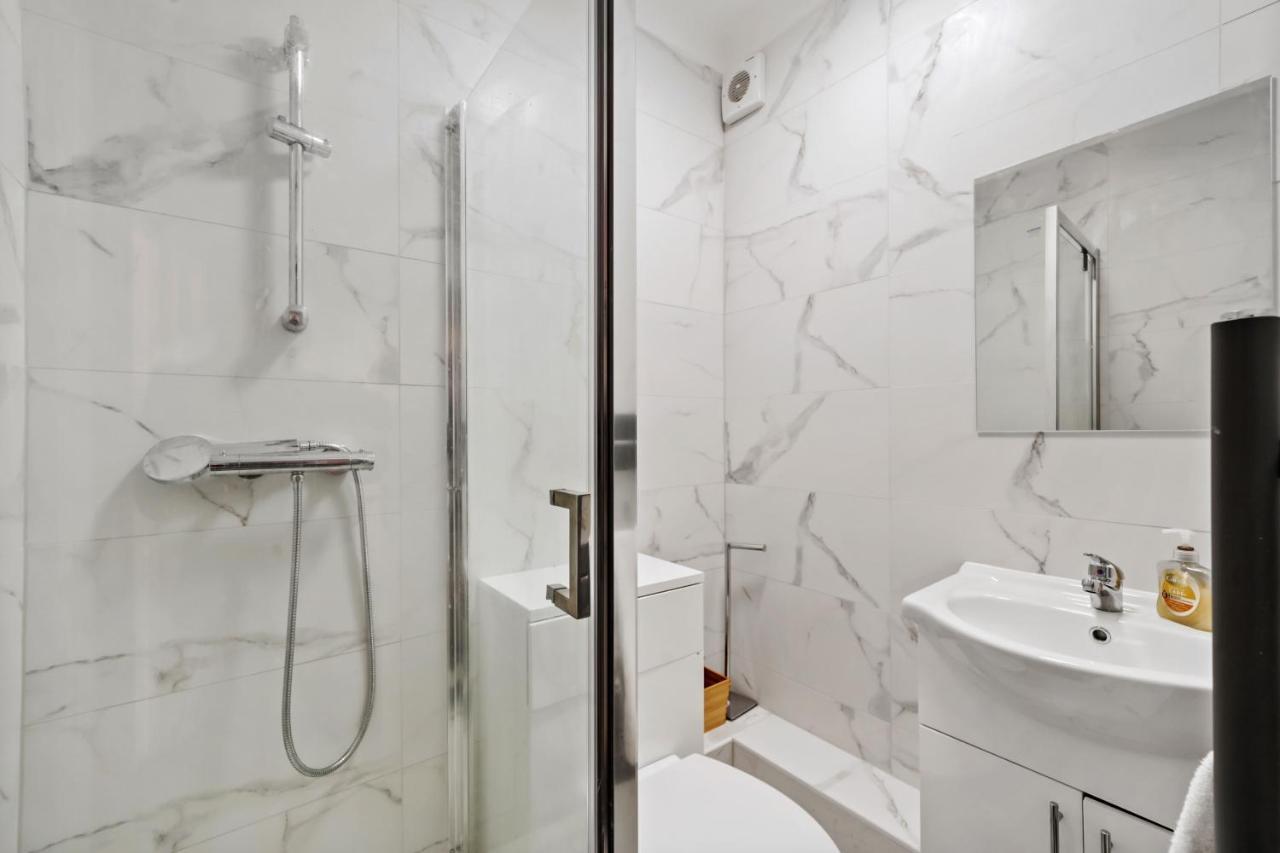 Modern One Bedroom Apartments In Hove Extérieur photo